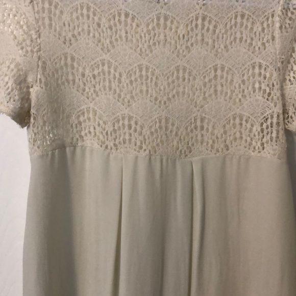Beige lace t-shirt - Picture 5 of 5